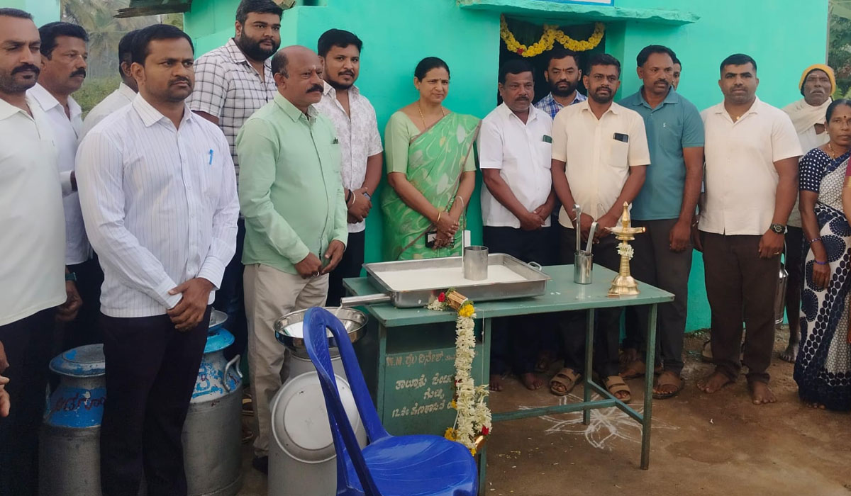 ನಂದಿನಿ ಹಾಲಿನ ಉಪಕೇಂದ್ರ ಉದ್ಘಾಟನೆ